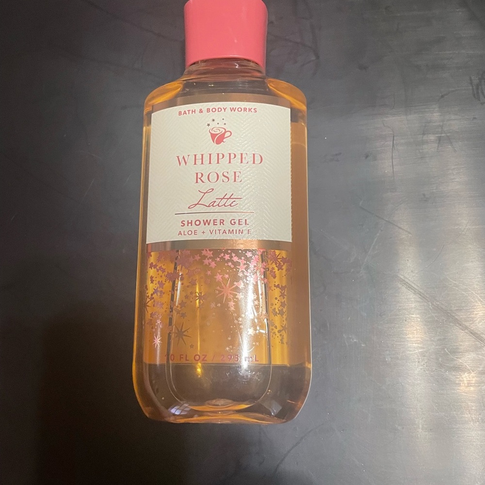 Bath & Body Works Whipped Rose Latte Shower Gel - Pink and Gold